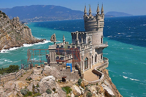 Куда лучше ехать в Крыму?