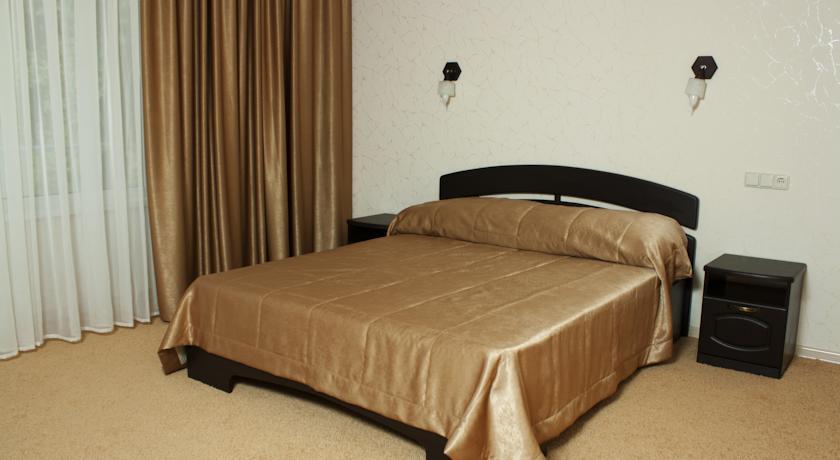 Отель «Равенна», Стандартный двухместный номер с 1 кроватью или 2 отдельными кроватями