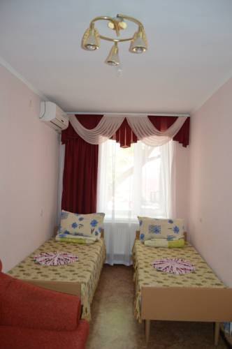 База отдыха «Крым», Стандартный двухместный номер с 2 отдельными кроватями