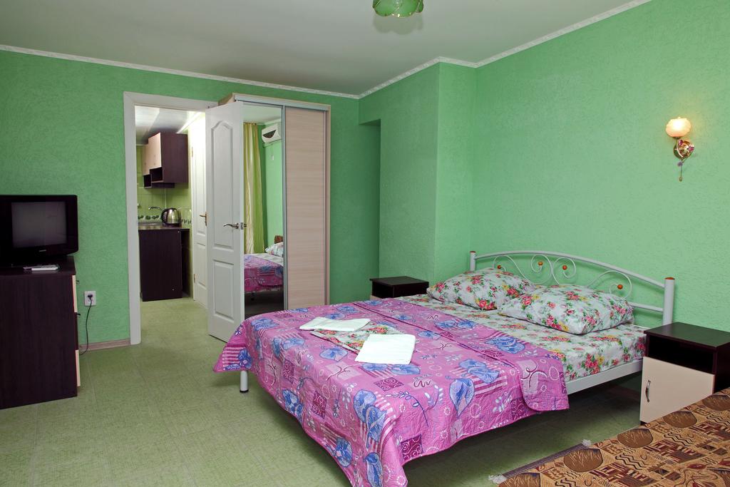  «Black Sea Hotel», Улучшенный двухместный номер с 1 кроватью и видом на море