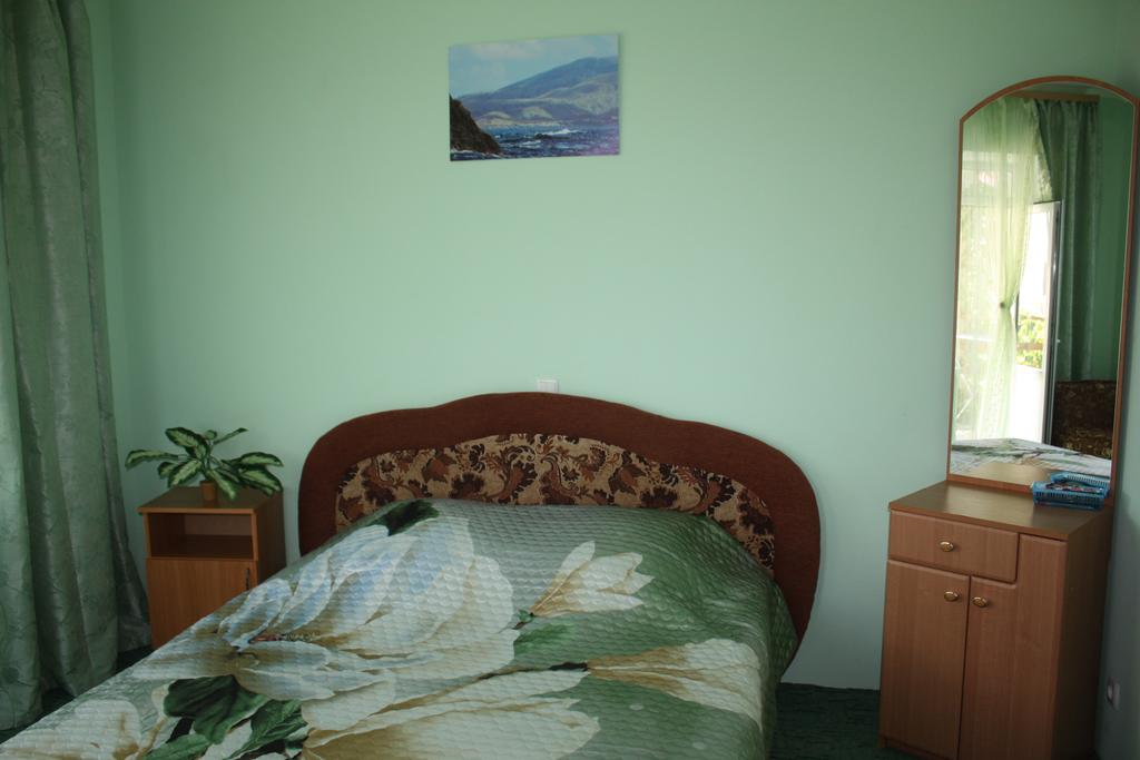  «Бунгало у Романа», Двухместный номер с 1 кроватью или 2 отдельными кроватями и балконом