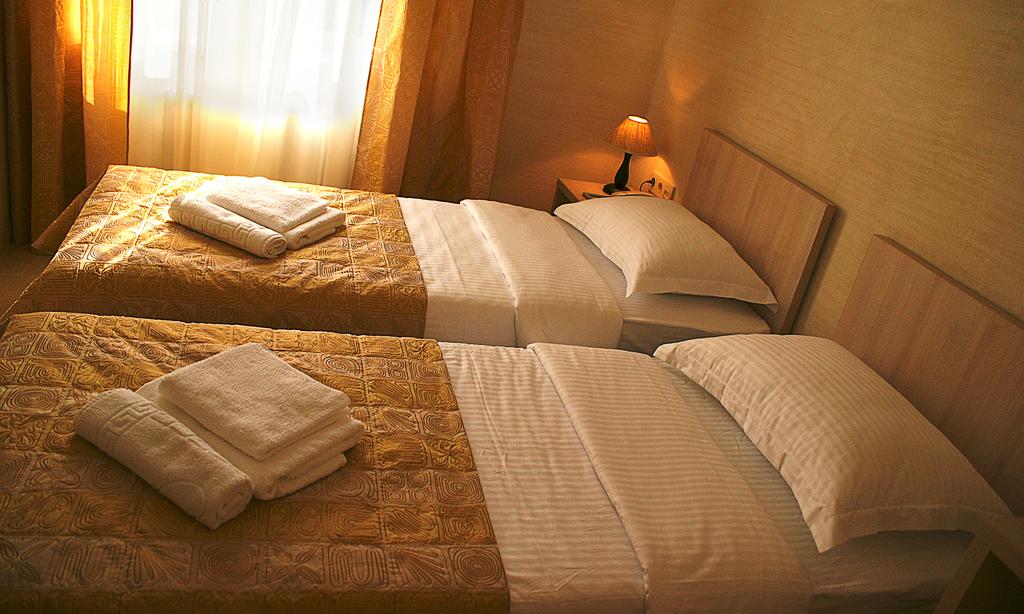 Отель «Гомер Adults Only», Стандартный двухместный номер с 2 отдельными кроватями