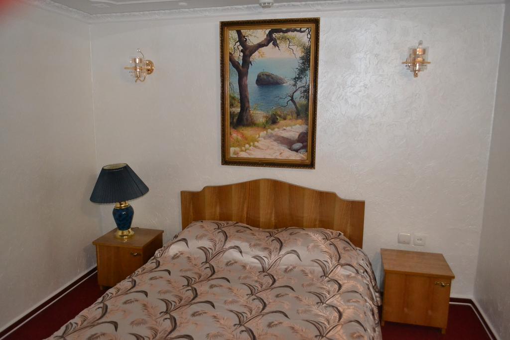  «Гостевой дом Черноморский», Двухместный номер эконом-класса с 1 кроватью и общей ванной комнатой