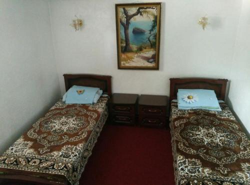  «Гостевой дом Черноморский», Двухместный номер эконом-класса с 2 отдельными кроватями
