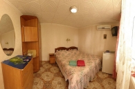 Гостевой дом First Line in Alushta, Двухместный номер с 2 отдельными кроватями и дополнительной кроватью