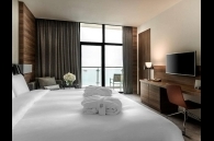 Отель Pullman Сочи Центр, 
Улучшенный люкс с кроватью размера «king-size» и видом на море (для 4 взрослых)
