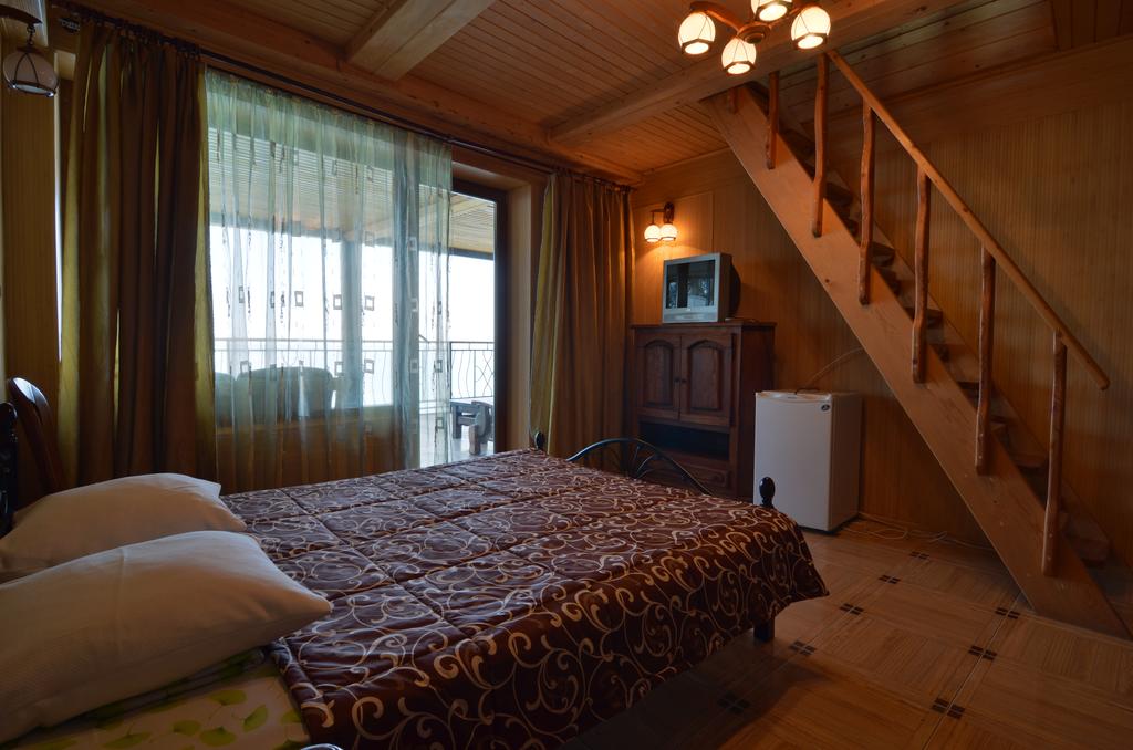 Отель «Кучук Ламбат», Двухуровневый люкс с видом на море 