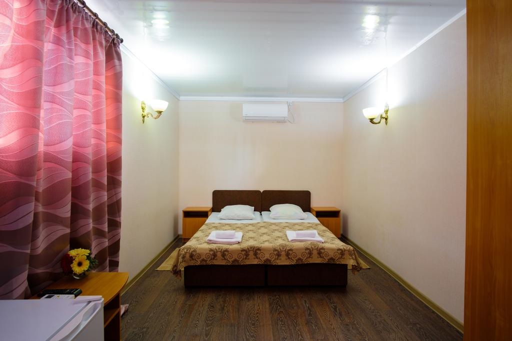 Отель «Younge Art Camp», Бюджетный двухместный номер с 2 отдельными кроватями