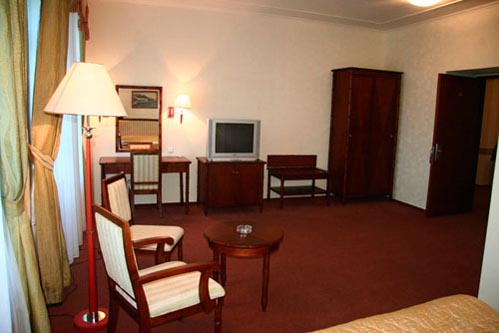 Отель «Гостиница Керчь», Полулюкс